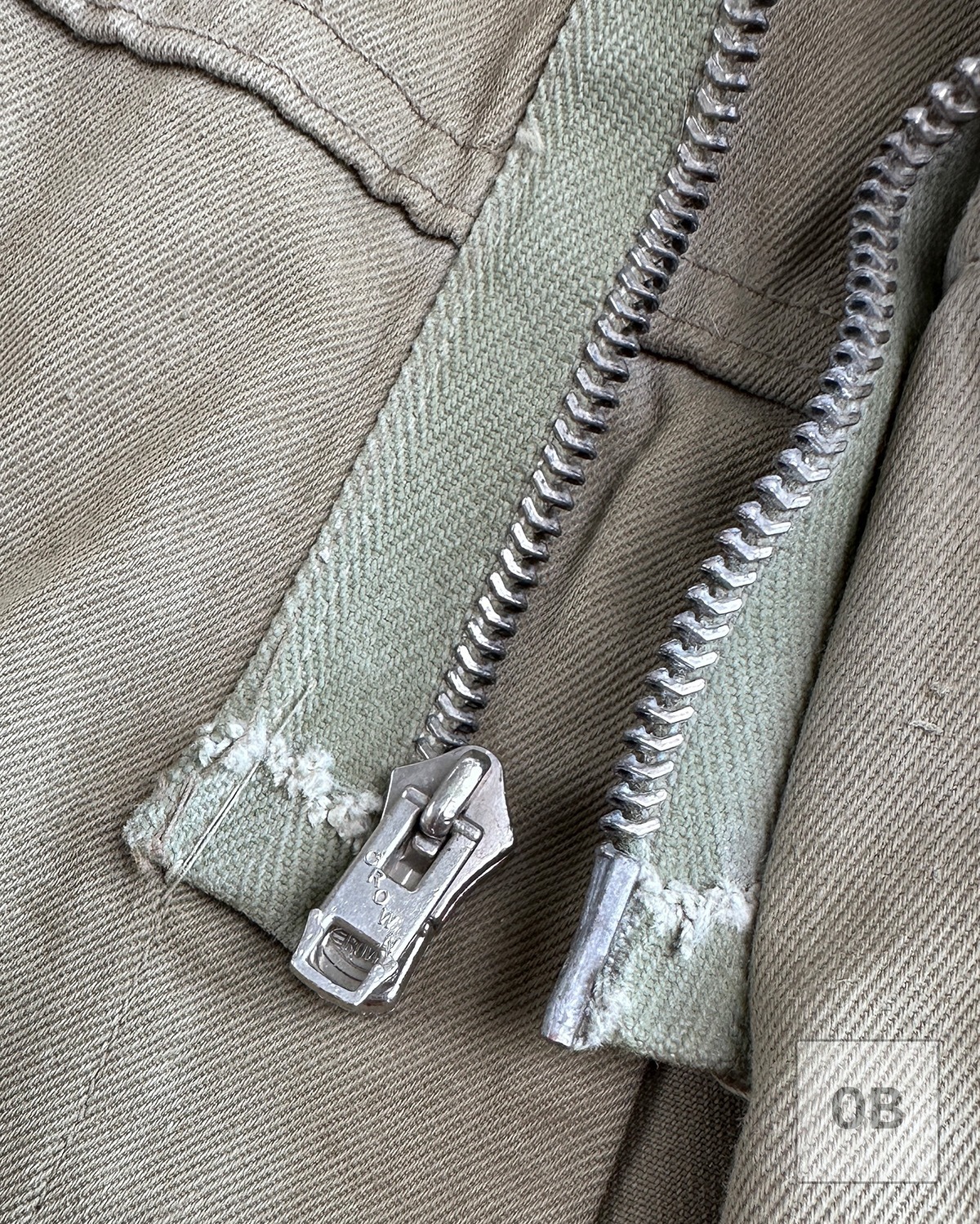Original CROWN zipper WWII M42 jump jacket