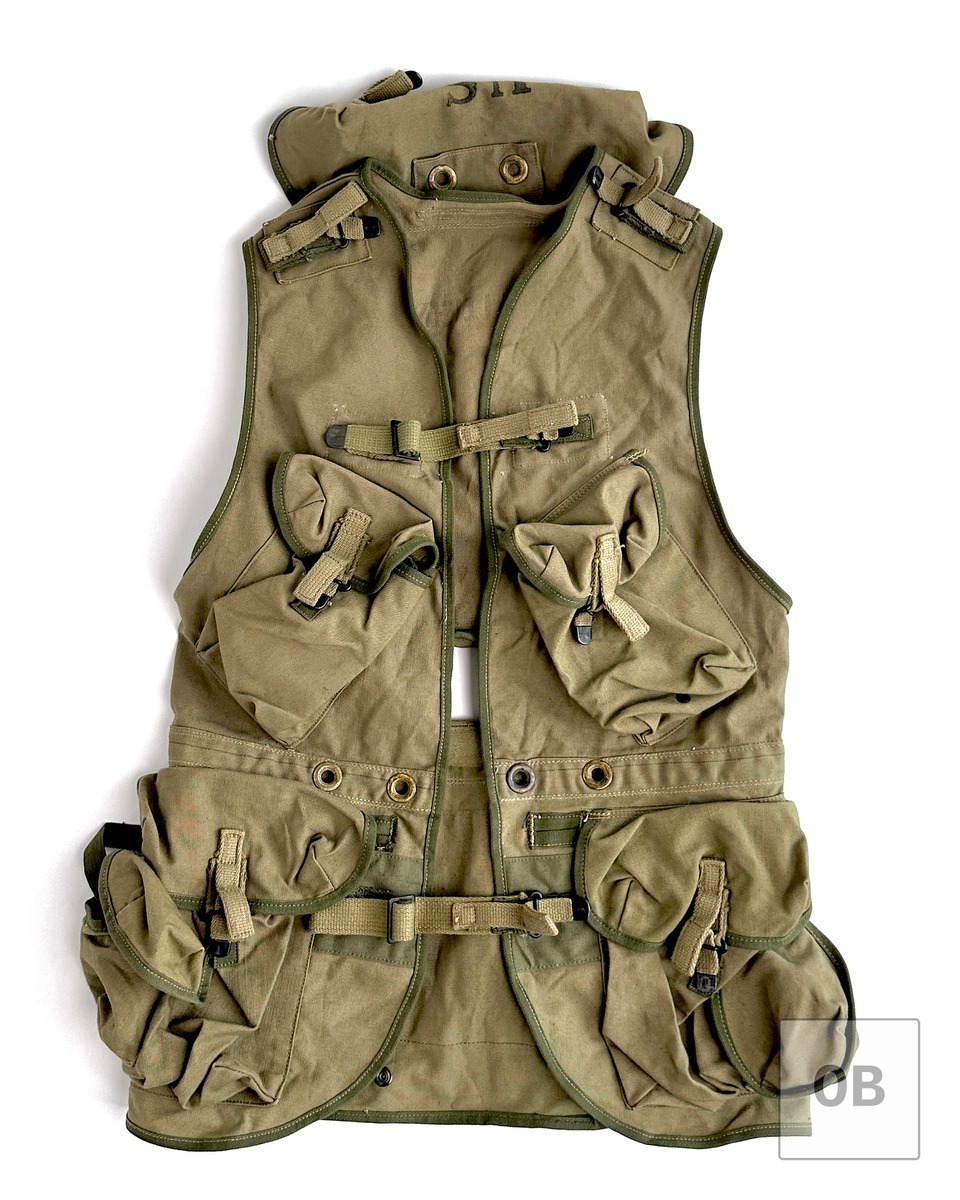 WWII D-Day assault vest Harian 1944 size medium full front view